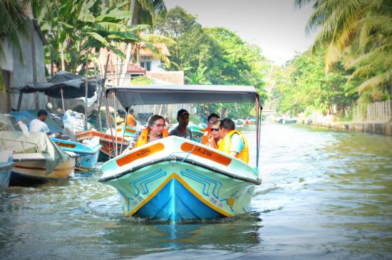 Canal Life