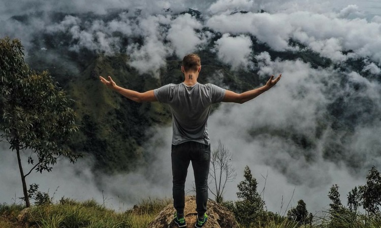 Cloudy Mountain Trek