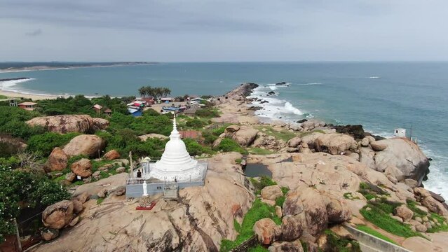 Kirinda Temple