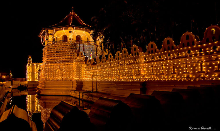 Temple of thr tooth with Lights