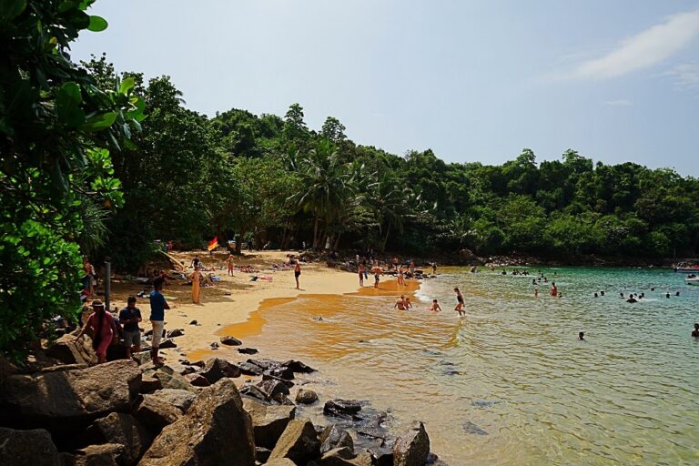 Unawatuna Beach